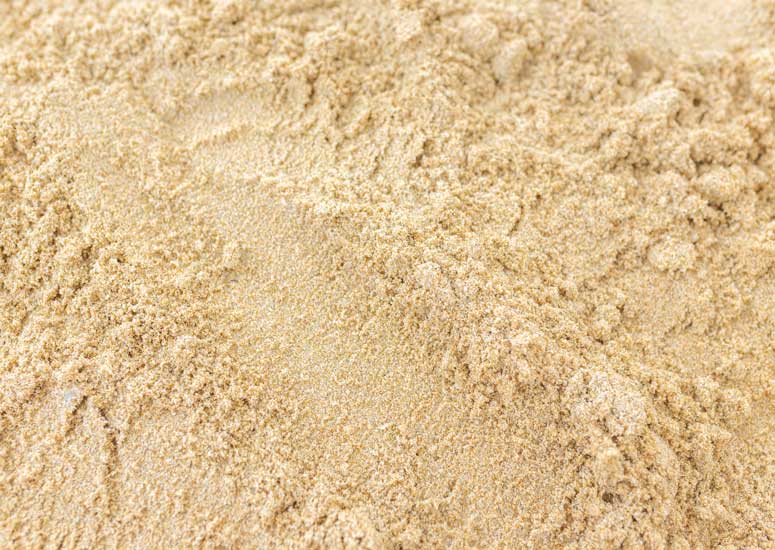 Pilha de areia lavada para construção